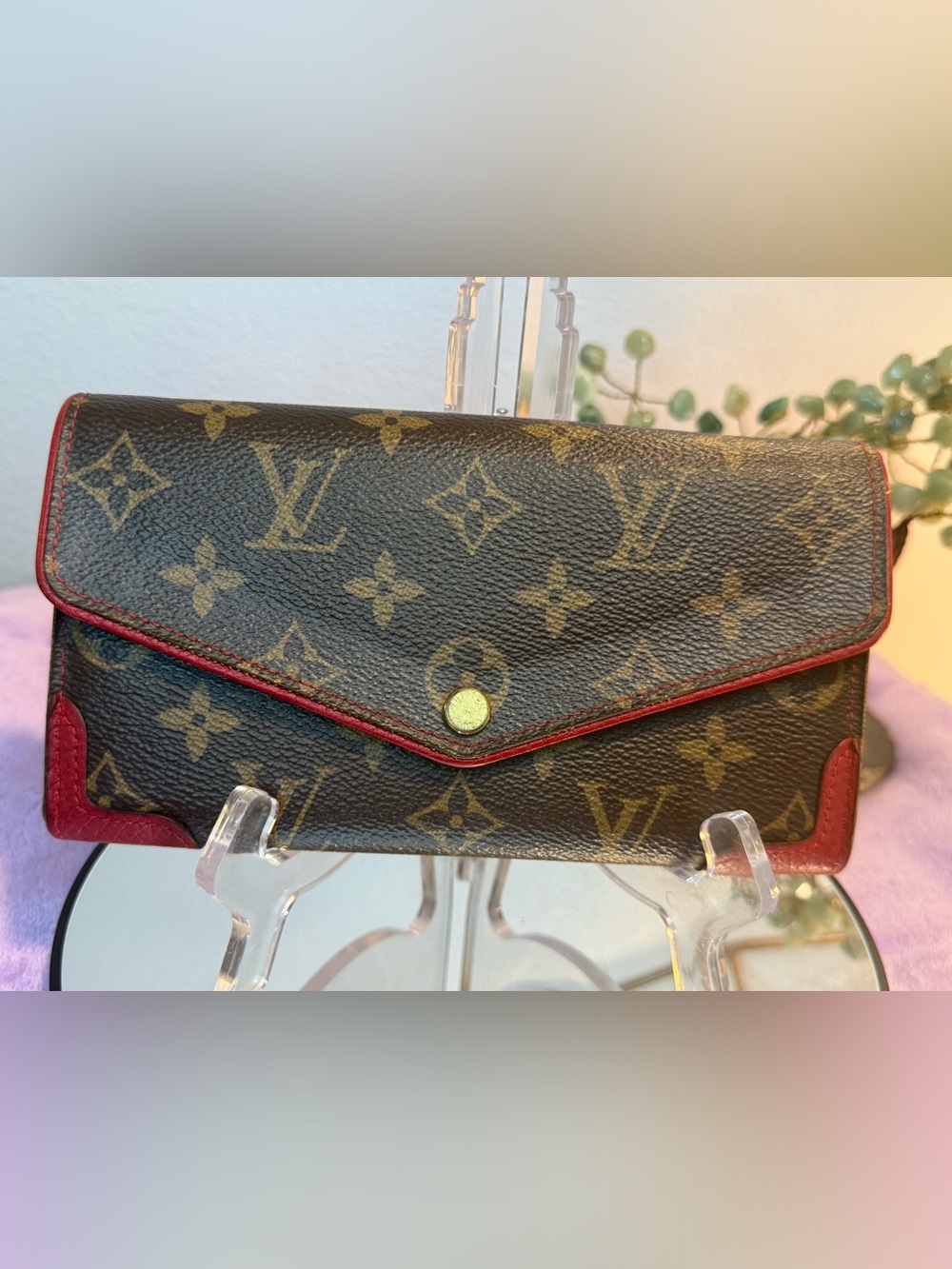 Louis Vuitton Portefeuille Sarah Retiro Wallet Monogram Canvas Cerise Red